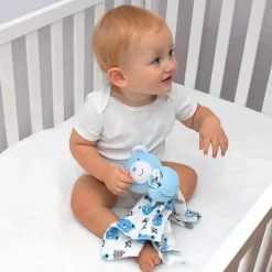 AD Sutton - Cobertor de segurança Baby Essentials, urso com árvore azul