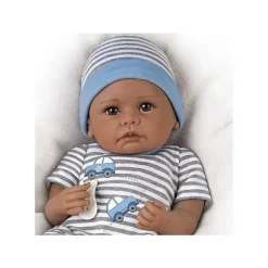 Ashton Drake - Baby Doll ativado por toque resmunga e tem um batimento cardíaco