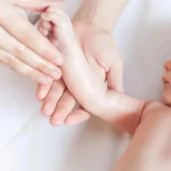 Baby Jolie - Baby Oil Gel Hidratação Intensiva 8 Oz