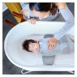 Bebê mais feliz - berço SNOO Smart Sleeper