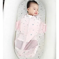 Bebê mais feliz - SNOO Pink Planets Sleep Sack Baby Swaddle