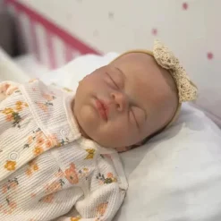 Boneca Reborn - Vinil Branco, Marnie