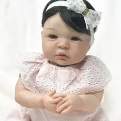 Boneca Reborn - Vinil Branco e Peruca Preta, Shyann