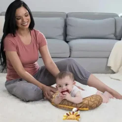 Boppy - Adereço Tummy Time, Sol Dourado com Flechas