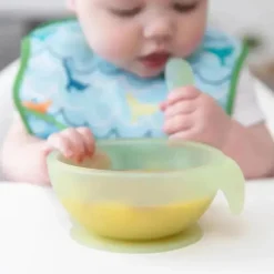 Bumkins - Conjunto de alimentação de silicone com sucção para bebês e crianças pequenas, gelatina verde