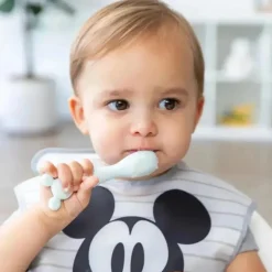 Bumkins - Conjunto de prato e colher de silicone para bebês e crianças da Disney, 6 meses antes, Mickey Mouse