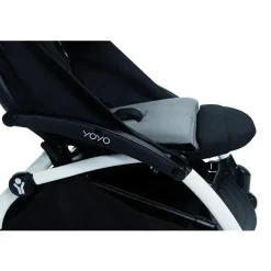 CARRINHO DE BABYZEN - YOYO² Descanso de Pernas Preto