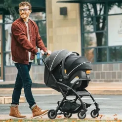 Carrinho de passeio compacto auto-dobrável Chicco - Presto, grafite