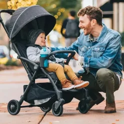 Carrinho de passeio compacto auto-dobrável Chicco - Presto, grafite