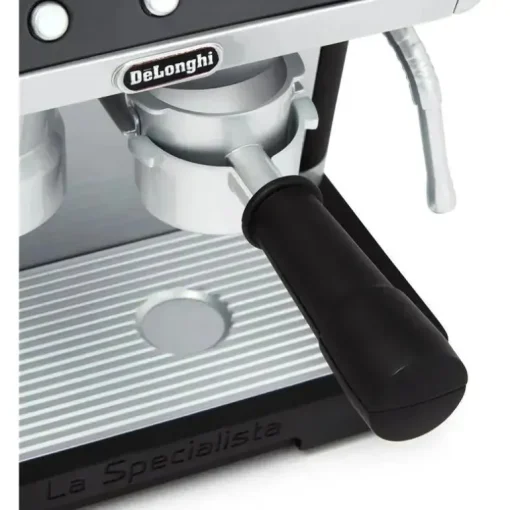 Casdon - Máquina de café Barista DeLonghi Toys com sons e revelação mágica de café, para crianças a partir de 3 anos
