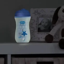 Chicco Brilho no Escuro Aro Isolado Copo Trainer 9 Oz, Azul, 12M+ Azul