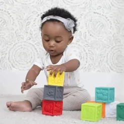 Conjunto de Blocos Infantino Squeeze &amp; Stack, Multicolorido