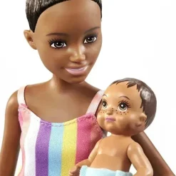 Conjunto de bonecas e acessórios para babás Mattel Barbie Skipper (boneca morena)