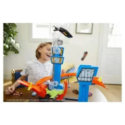 Conjunto de brinquedos Mattel Hot Wheels Jet Jump Aeroporto