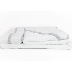 Conjunto de toalha de bebê com capuz e 3 toalhinhas de bebê Piccolo Bambino cinza pontilhada