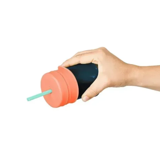 Copos e tampas de palha de silicone universal Boon Snug Straw