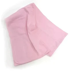 Crianças felizes recebendo cobertor, rosa