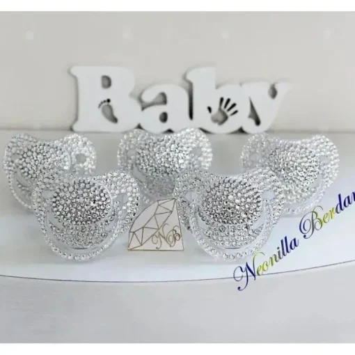 Cristal Neonilla - Chupeta Ortodôntica Com Cristais Swarovski. Boneco Bling