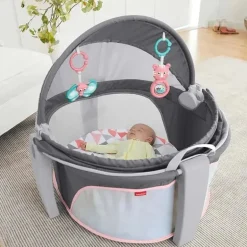 Domo para bebês em movimento da Fisher Price, espaço de recreação para bebês e local para cochilar, moinho de vento rosado