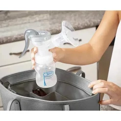 Dr. Brown - Bomba tira-leite manual com escudo de silicone Softshape
