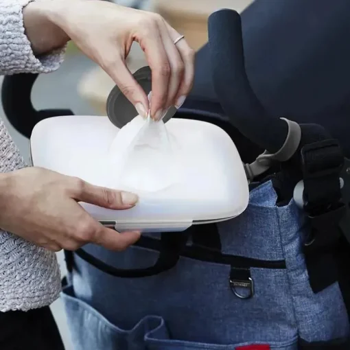 Estojo de lenços umedecidos Skip Hop Grab &amp; Go Snug Seal, cinza