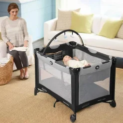 Graco - Pack 'N Play On The Go Playard, Kagen