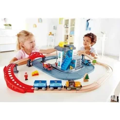 Hape - caminhão de bombeiros com sirene