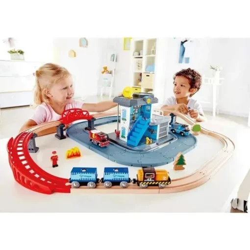 Hape - caminhão de bombeiros com sirene