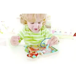 Hape - Choo Choo rastreia o quebra-cabeça do labirinto magnético de madeira infantil