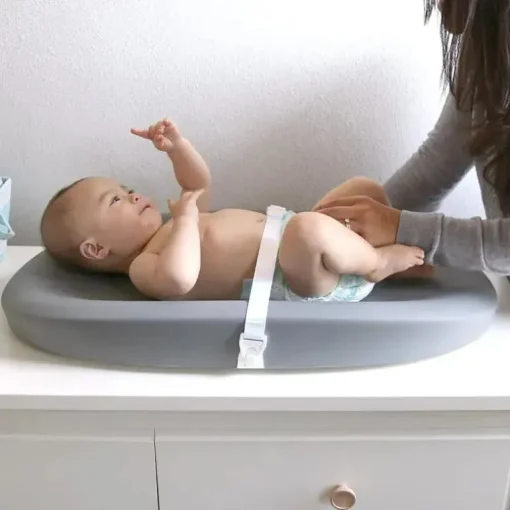 Hatch Baby - Almofada e balança de mudança de crescimento inteligente, cinza