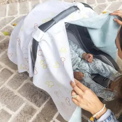JL Childress - Dossel reversível para assento de carro infantil, sombra e capa de privacidade para bebê, Mickey Mouse multicolorido