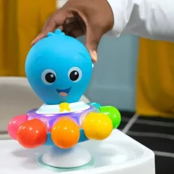 Kids II - Brinquedo de atividade giratória e marítima da Opus