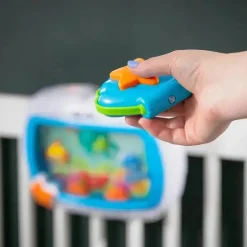 Kids II - Brinquedo para berço com chupeta Sea Dreams