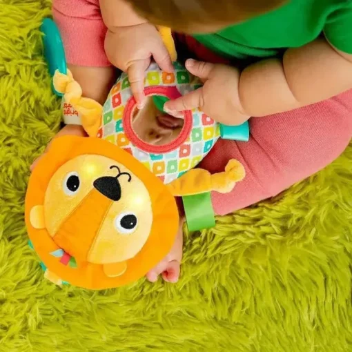 Kids II - Lion Huggin' Lights Brinquedo musical iluminado para carrinho de criança