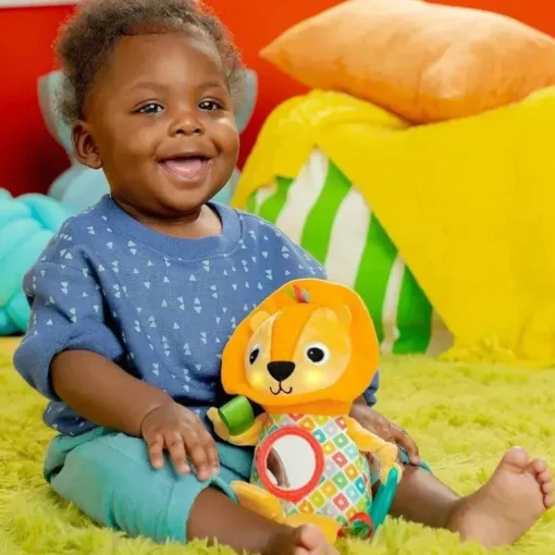 Kids II - Lion Huggin' Lights Brinquedo musical iluminado para carrinho de criança