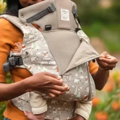 Líllé Baby - Porta-bebês ergonômico 6 em 1 completo para todas as estações, Disney's Pooh's Perfect Day