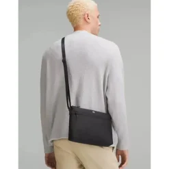 Lululemon - Mochila para novos pais 17L, Preto/Prata Drop