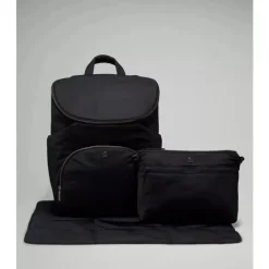 Lululemon - New Parent Backpack 17L, Black/Trench