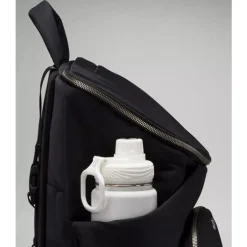 Lululemon - New Parent Backpack 17L, Black/Trench