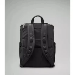 Lululemon - New Parent Backpack 17L, Black/Trench