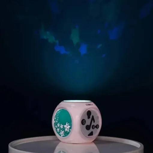 Luz noturna musical Bbluv Kube com projeção