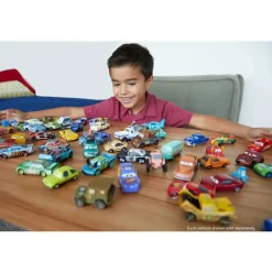 Mattel - Cars Character Cars Cruz Ramirez