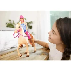 Mattel - Conjunto de boneca e cavalo Barbie
