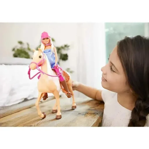 Mattel - Conjunto de boneca e cavalo Barbie
