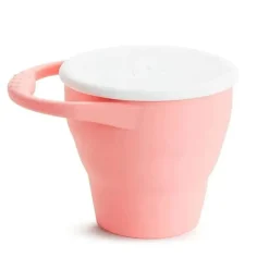 Munchkin - C'est Silicone! Snack Catcher® dobrável com tampa, coral