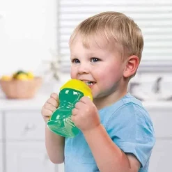 Munchkin - Click Lock Bite Proof Trainer Cup, 7 oz. As Cores Podem Variar