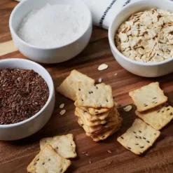 Munchkin - Milkmakers Lactation Crisps para mães que amamentam, amamentam e bombeiam, sem glúten e feno-grego, sal marinho