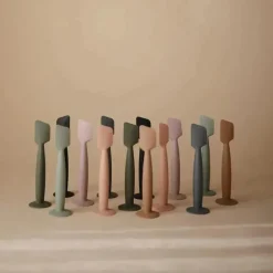 Mushie - Aplicador de Creme para Fraldas Silicone Macio com Base de Sucção, Lilás Suave