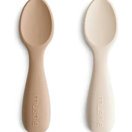 Mushie - colheres de silicone para crianças pequenas, pacote com 2, areia natural/mudável