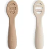 Mushie - Colheres de silicone para primeira alimentação para bebês, pacote com 2, areia móvel natural